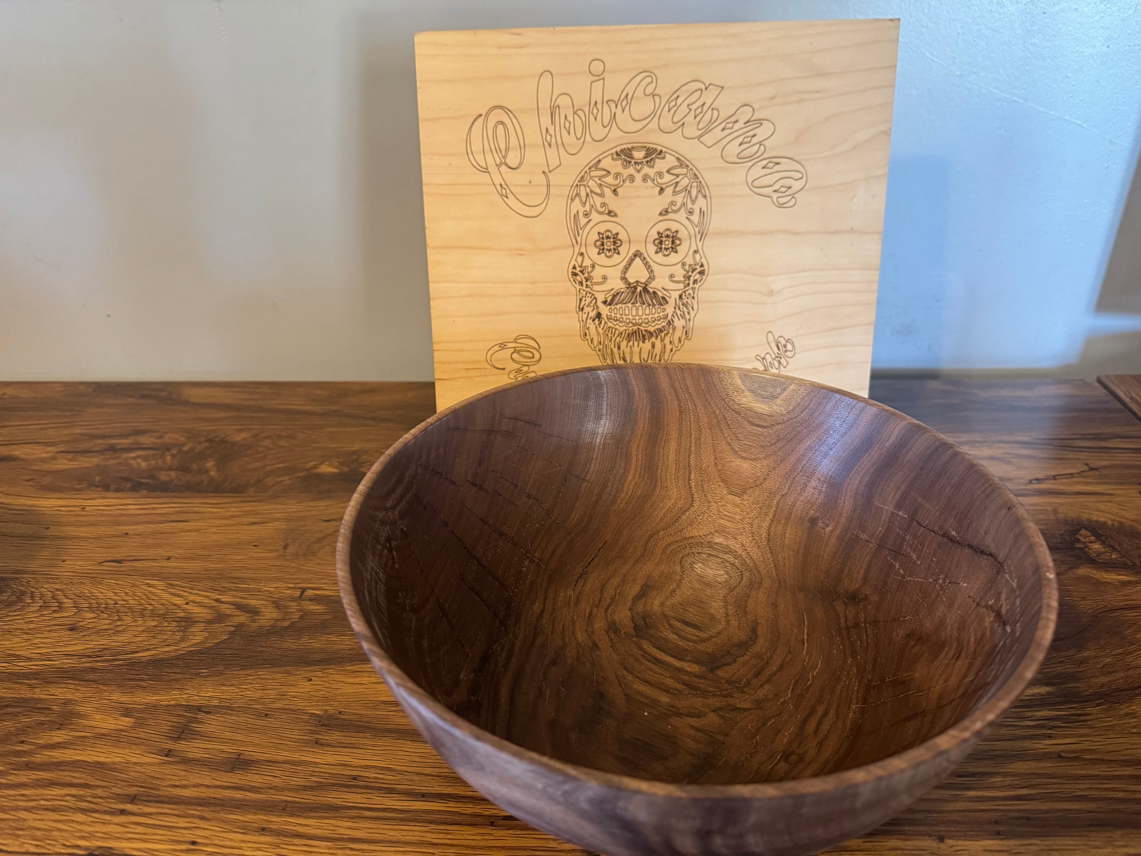 WALNUT BOWL